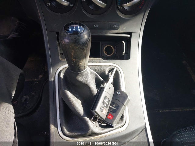 30101148 :رقم المزاد ، JM1BL1UF1D1757431 vin ، 2013 Mazda 3 I مزاد بيع