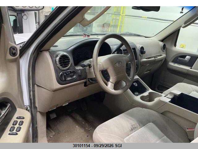 Продажа на аукционе авто 2004 Ford Expedition Xlt, vin: 1FMPU16L84LA38215, номер лота: 30101154