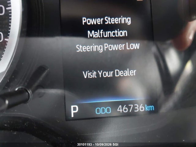 30101193 :رقم المزاد ، 7MUBAABGXNV020563 vin ، 2022 Toyota Corolla Cross Le مزاد بيع