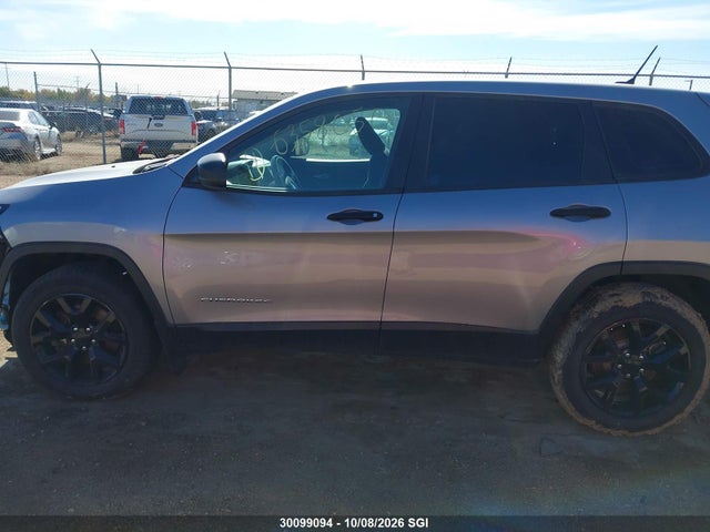 2015 Jeep Cherokee Sport მანქანა იყიდება აუქციონზე, vin: 1C4PJMAS3FW672837, აუქციონის ნომერი: 30099094