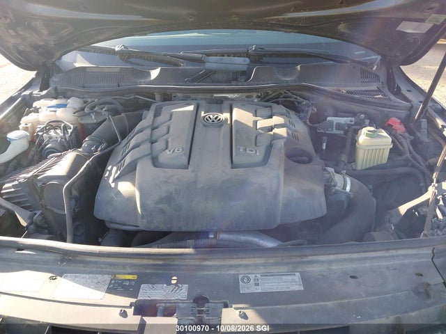 2014 Volkswagen Touareg V6 Tdi მანქანა იყიდება აუქციონზე, vin: WVGEP9BP7ED007619, აუქციონის ნომერი: 30100970