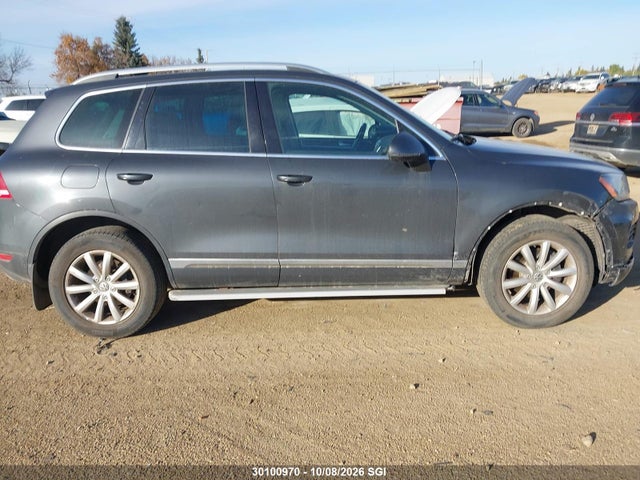 2014 Volkswagen Touareg V6 Tdi მანქანა იყიდება აუქციონზე, vin: WVGEP9BP7ED007619, აუქციონის ნომერი: 30100970