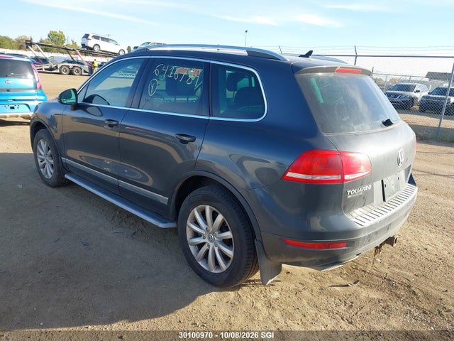 2014 Volkswagen Touareg V6 Tdi მანქანა იყიდება აუქციონზე, vin: WVGEP9BP7ED007619, აუქციონის ნომერი: 30100970