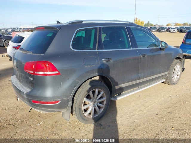 2014 Volkswagen Touareg V6 Tdi მანქანა იყიდება აუქციონზე, vin: WVGEP9BP7ED007619, აუქციონის ნომერი: 30100970