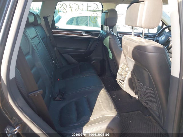 2014 Volkswagen Touareg V6 Tdi მანქანა იყიდება აუქციონზე, vin: WVGEP9BP7ED007619, აუქციონის ნომერი: 30100970