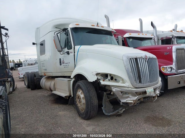 2015 3HSDJAPR5FN586209 main image