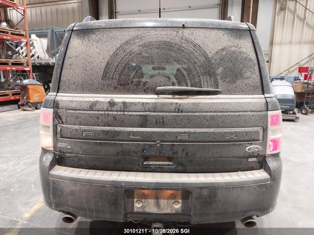 30101211 :رقم المزاد ، 2FMHK6C82DBD38677 vin ، 2013 Ford Flex Sel مزاد بيع