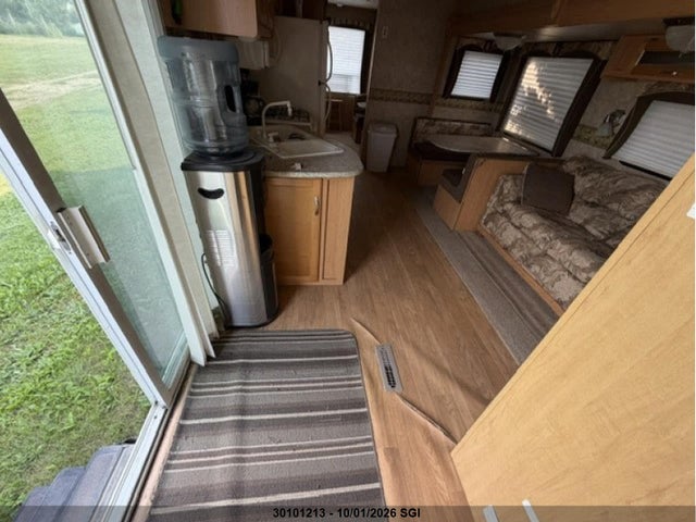 Продажа на аукционе авто 2008 Jayco Jayflight Park Model, vin: 1UJBJ02R1811A0322, номер лота: 30101213