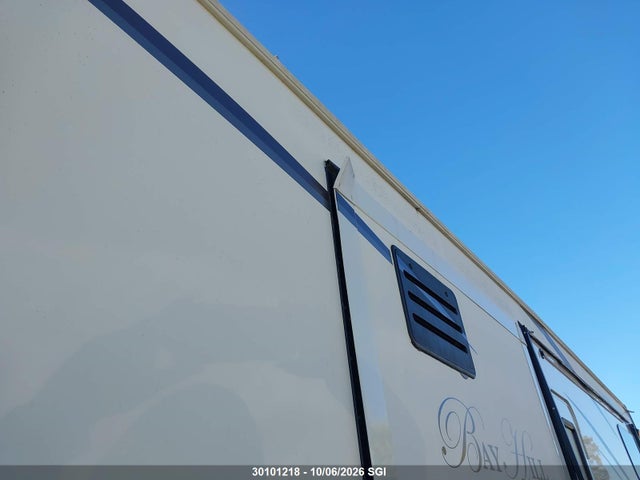 Evergreen Bay Hill 2015 5ZWFBYE2XF1002355 Image 13