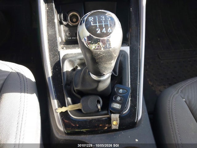 Продаж на аукціоні авто 2012 Hyundai Elantra Gls/limited, vin: 5NPDH4AE4CH106213, номер лоту: 30101229