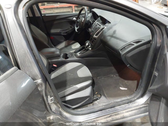 30101235 :رقم المزاد ، 1FADP3F29EL315365 vin ، 2014 Ford Focus Se مزاد بيع