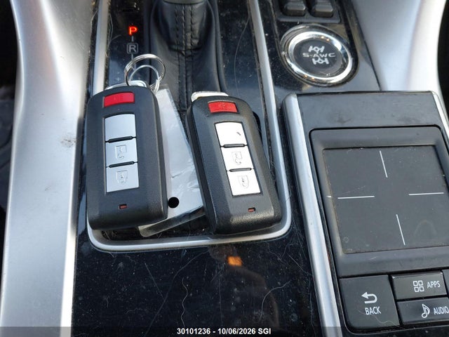 30101236 :رقم المزاد ، JA4AT4AA3LZ610978 vin ، 2020 Mitsubishi Eclipse Cross Le/sp مزاد بيع