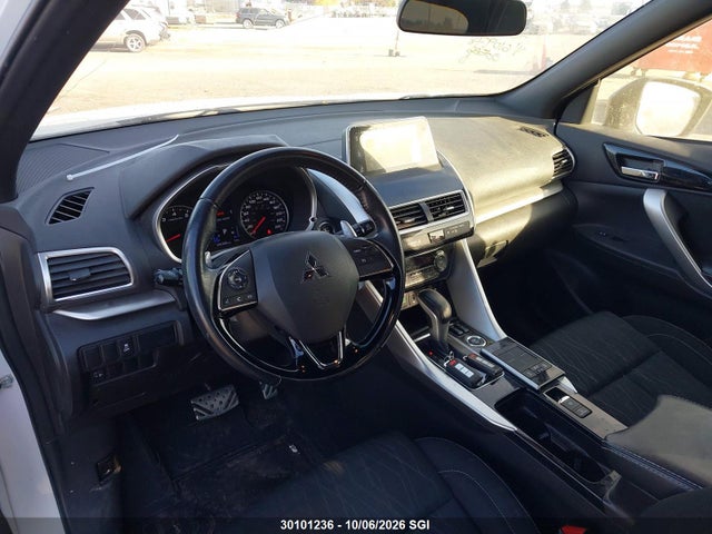 30101236 :رقم المزاد ، JA4AT4AA3LZ610978 vin ، 2020 Mitsubishi Eclipse Cross Le/sp مزاد بيع