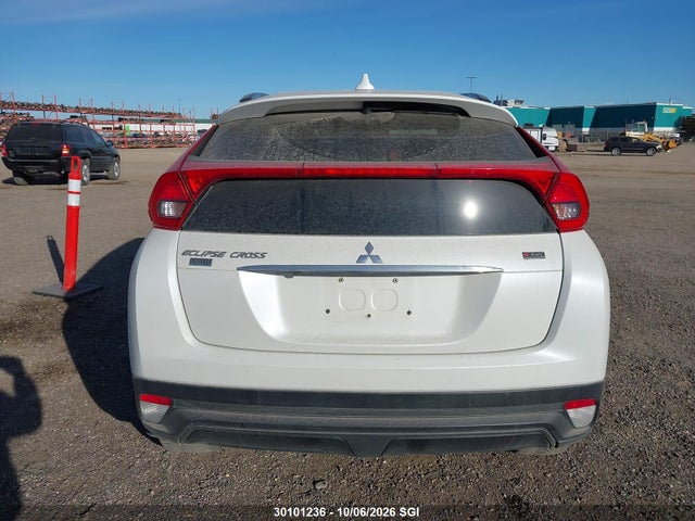 30101236 :رقم المزاد ، JA4AT4AA3LZ610978 vin ، 2020 Mitsubishi Eclipse Cross Le/sp مزاد بيع
