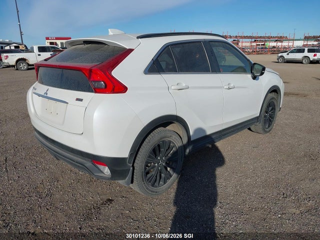 30101236 :رقم المزاد ، JA4AT4AA3LZ610978 vin ، 2020 Mitsubishi Eclipse Cross Le/sp مزاد بيع