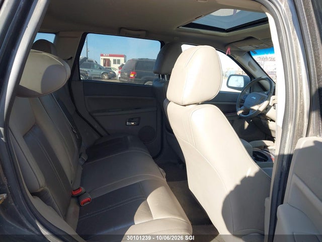 Auction sale of the 2005 Jeep Grand Cherokee Limited, vin: 1J8HR58275C685804, lot number: 30101239