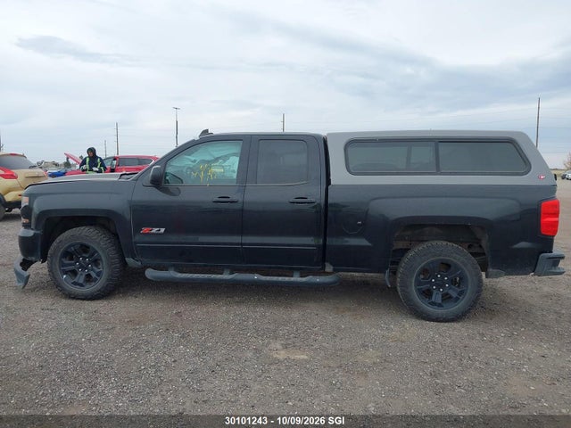 Aukcja sprzedaży 2018 Chevrolet Silverado K1500 Lt, vin: 1GCVKREC6JZ200501, numer aukcji: 30101243