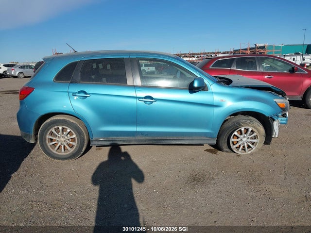 2014 Mitsubishi Rvr Se მანქანა იყიდება აუქციონზე, vin: 4A4AJ3AU8EE605536, აუქციონის ნომერი: 30101245