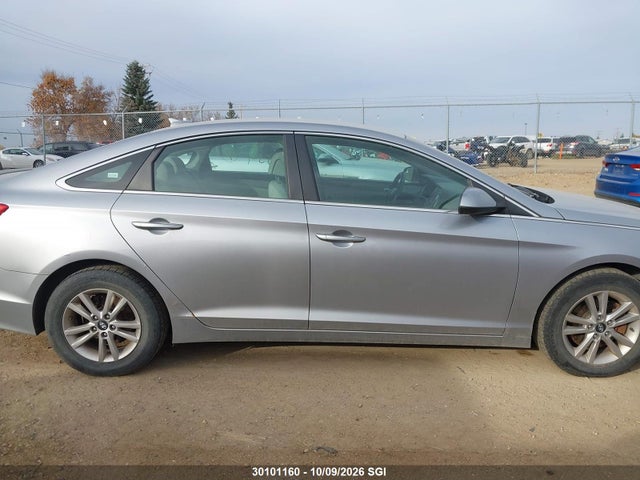 Hyundai SONATA SE 2015 5NPE24AF1FH050590 Image 12