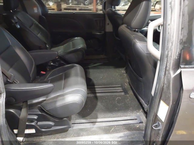 Aukcja sprzedaży 2015 Toyota Sienna Sport, vin: 5TDXK3DC2FS634396, numer aukcji: 30095259