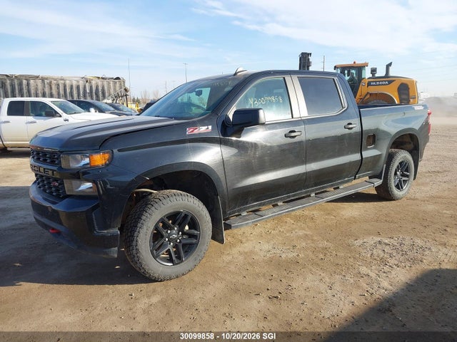 Chevrolet Silverado K1500 Trail Boss Custom 2021 3GCPYCEF9MG286549 Image 2