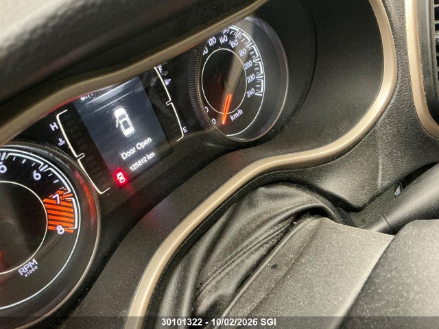 Продажа на аукционе авто 2015 Jeep Cherokee Latitude, vin: 1C4PJMCS6FW569408, номер лота: 30101322