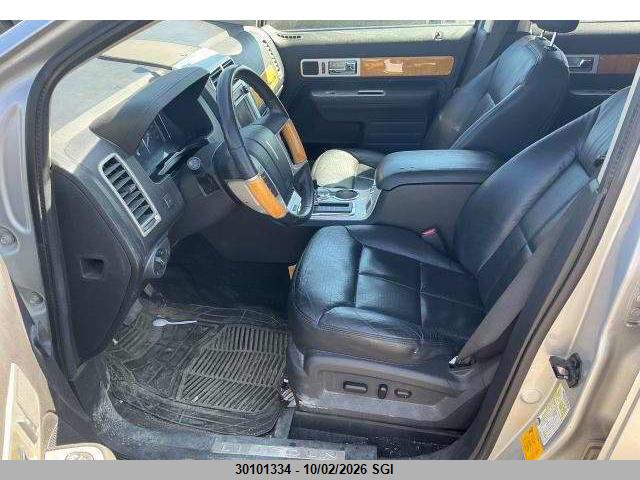 30101334 :رقم المزاد ، 2LMDJ8JC6ABJ34730 vin ، 2010 Lincoln Mkx مزاد بيع