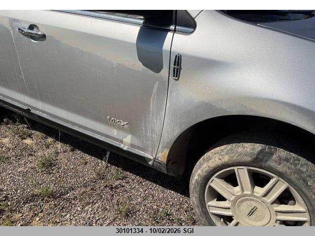 30101334 :رقم المزاد ، 2LMDJ8JC6ABJ34730 vin ، 2010 Lincoln Mkx مزاد بيع
