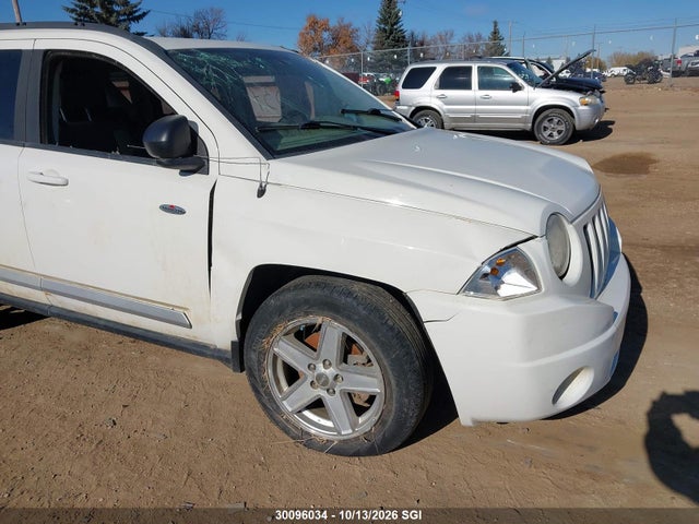 30096034 :رقم المزاد ، 1J4NF4FB7AD547498 vin ، 2010 Jeep Compass Sport/north مزاد بيع