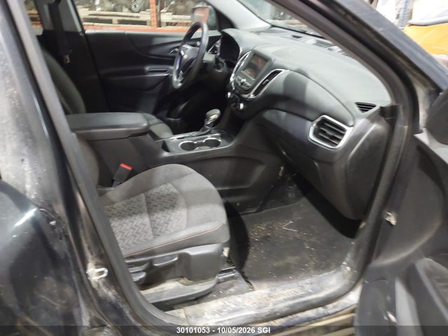 30101053 :رقم المزاد ، 2GNAXUEV7N6133775 vin ، 2022 Chevrolet Equinox Lt مزاد بيع