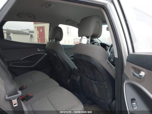 2016 Hyundai Santa Fe Sport მანქანა იყიდება აუქციონზე, vin: 5XYZT3LBXGG306544, აუქციონის ნომერი: 30101370