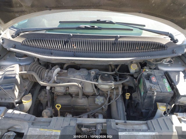 30101373 :رقم المزاد ، 1D4GP25RX5B185587 vin ، 2005 Dodge Caravan Se مزاد بيع