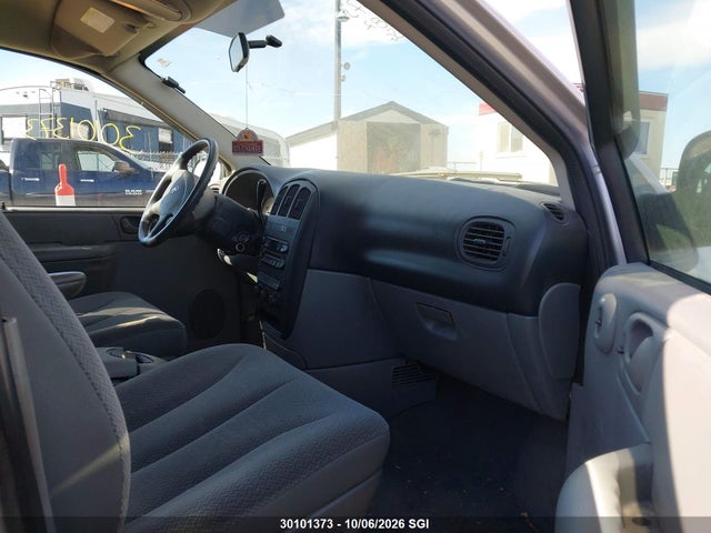 30101373 :رقم المزاد ، 1D4GP25RX5B185587 vin ، 2005 Dodge Caravan Se مزاد بيع