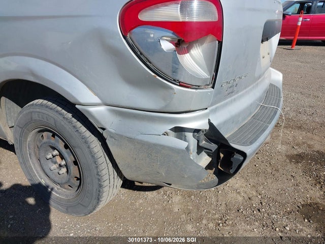 30101373 :رقم المزاد ، 1D4GP25RX5B185587 vin ، 2005 Dodge Caravan Se مزاد بيع