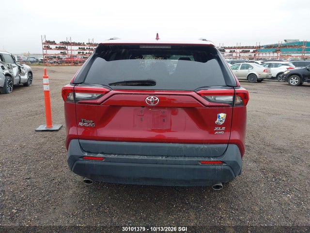 2T3R1RFVXMW228066 Toyota Rav4 Xle/xle Premium