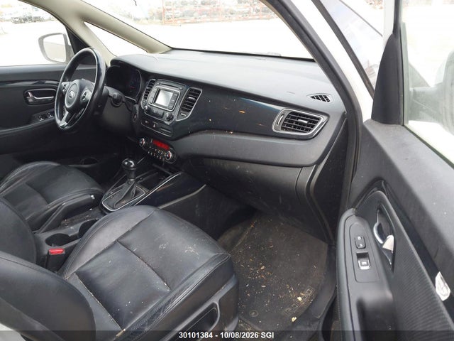 Продаж на аукціоні авто 2015 Kia Rondo, vin: KNAHU8A36F7122308, номер лоту: 30101384