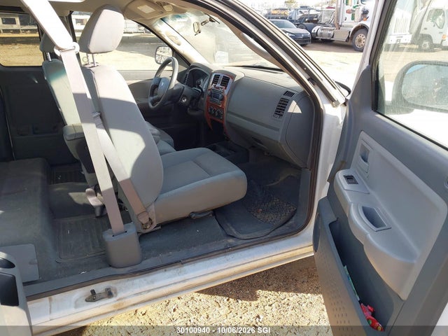Продаж на аукціоні авто 2005 Dodge Dakota Slt, vin: 1D7HW42N35S166919, номер лоту: 30100940