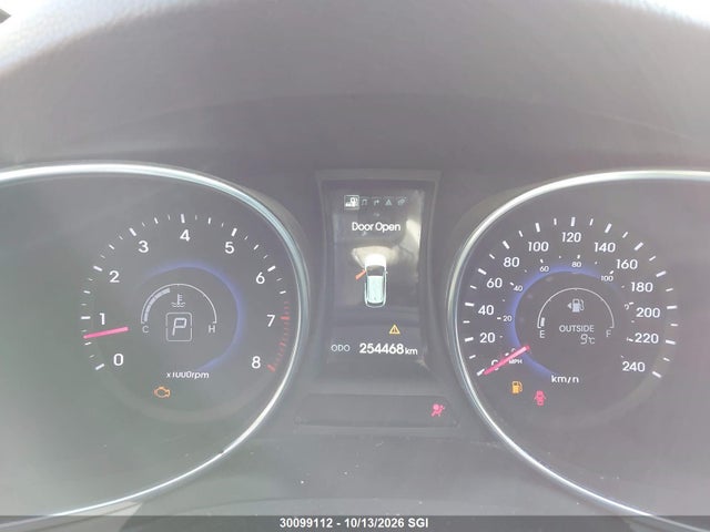 KM8SNDHF7GU142323 Hyundai Santa Fe Se/limited
