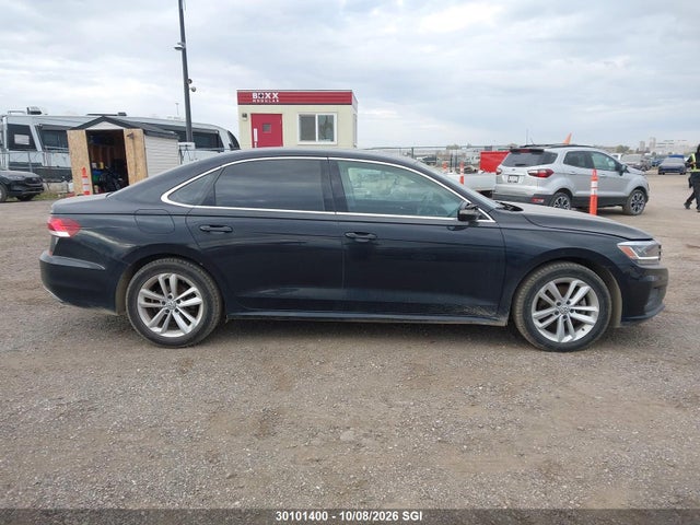 30101400 :رقم المزاد ، 1VWBA7A38MC005195 vin ، 2021 Volkswagen Passat Highline مزاد بيع