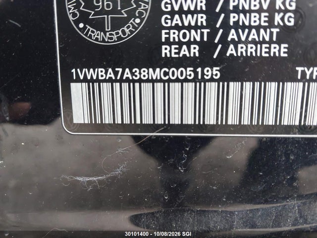 30101400 :رقم المزاد ، 1VWBA7A38MC005195 vin ، 2021 Volkswagen Passat Highline مزاد بيع