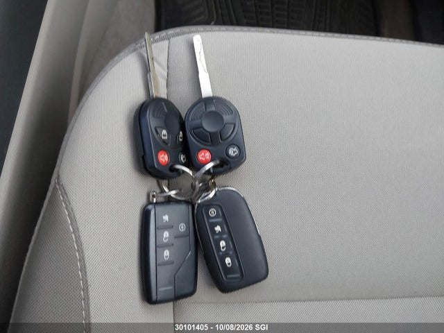 30101405 :رقم المزاد ، 1FMCU9G95EUA00811 vin ، 2014 Ford Escape Se مزاد بيع