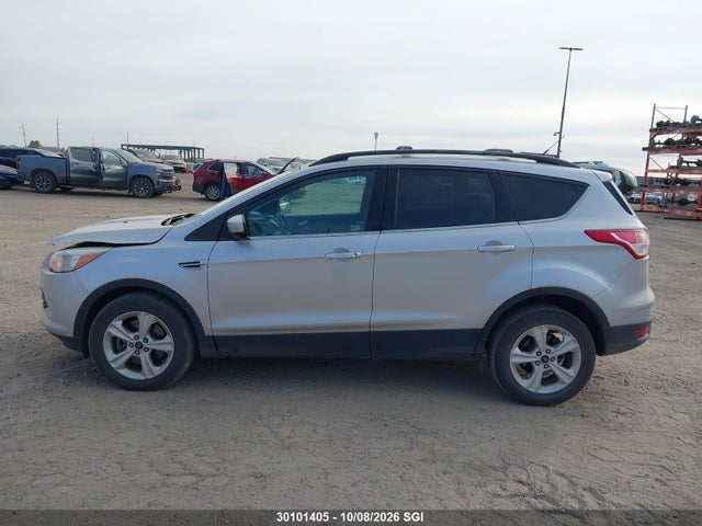30101405 :رقم المزاد ، 1FMCU9G95EUA00811 vin ، 2014 Ford Escape Se مزاد بيع