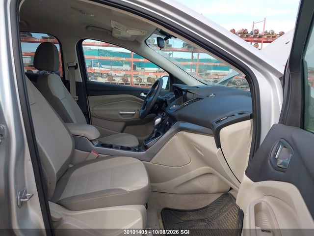 30101405 :رقم المزاد ، 1FMCU9G95EUA00811 vin ، 2014 Ford Escape Se مزاد بيع