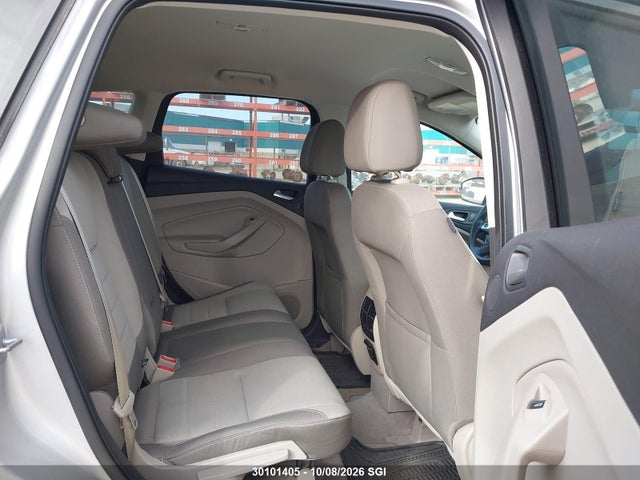 30101405 :رقم المزاد ، 1FMCU9G95EUA00811 vin ، 2014 Ford Escape Se مزاد بيع