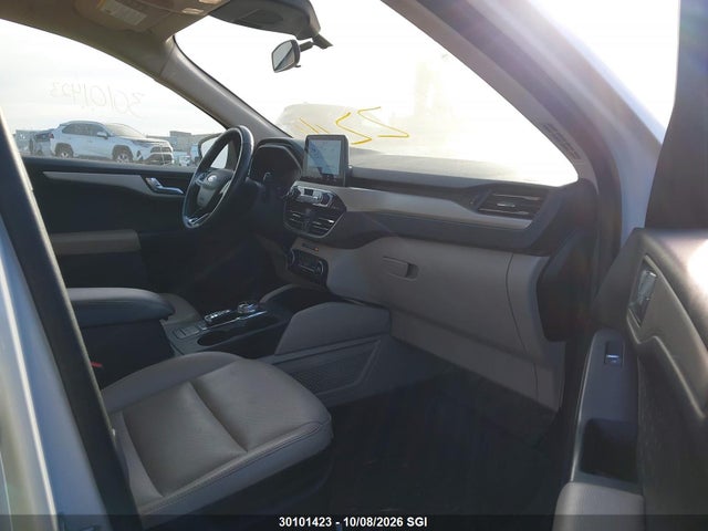30101423 :رقم المزاد ، 1FMCU9H61LUA02461 vin ، 2020 Ford Escape Sel مزاد بيع