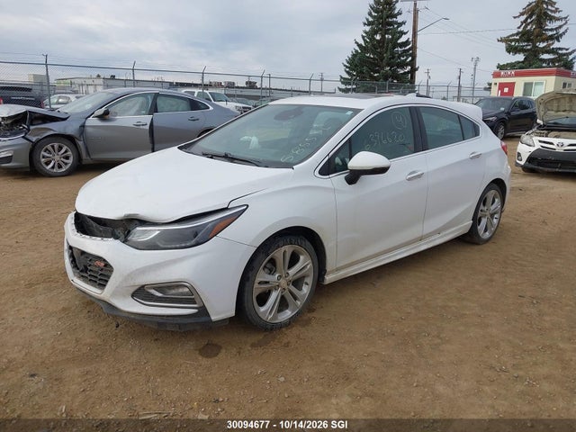 30094677 :رقم المزاد ، 3G1BF6SM5HS585536 vin ، 2017 Chevrolet Cruze Premier مزاد بيع