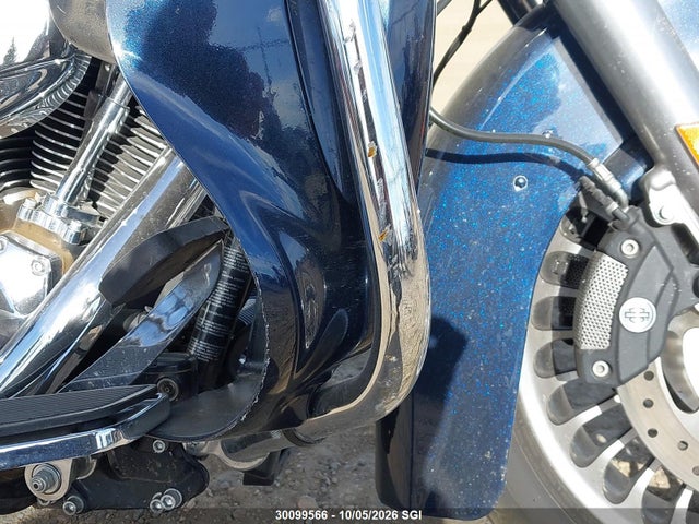 30099566 :رقم المزاد ، 5HD1KGMA7CB679470 vin ، 2012 Harley-davidson Fltru Road Glide Ultra مزاد بيع