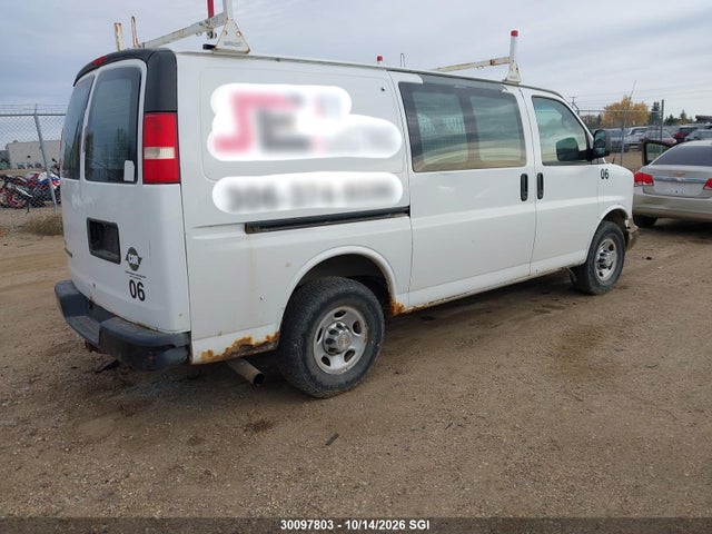 30097803 :رقم المزاد ، 1GCZGFBA8A1137307 vin ، 2010 Chevrolet Express G2500 مزاد بيع