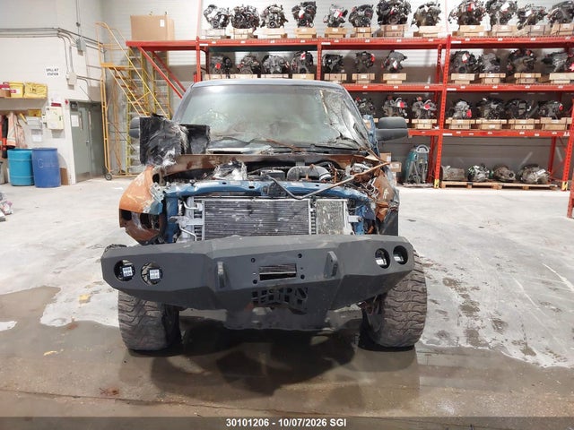 30101206 :رقم المزاد ، 3B7KF23612M297282 vin ، 2002 Dodge Ram 2500 مزاد بيع