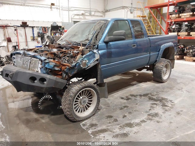 30101206 :رقم المزاد ، 3B7KF23612M297282 vin ، 2002 Dodge Ram 2500 مزاد بيع